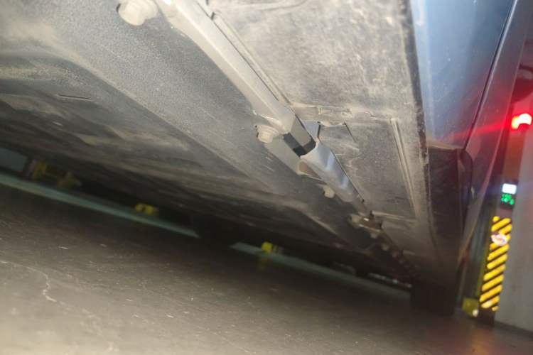 Used BYD Seal 2022 550 km Standard Range Rear-Wheel Drive Elite Version Chassis Rear Right