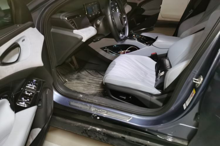 Used BYD Seal 2022 550 km Standard Range Rear-Wheel Drive Elite Version Driver Seat