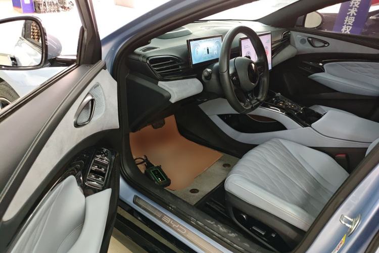 Used BYD Seal 2022 700 km Long-Range Rear-Wheel-Drive Version Driver Seat