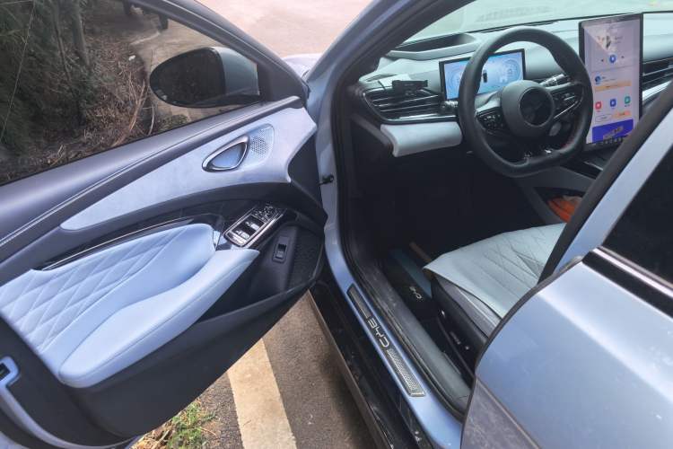 Used BYD Seal 2022 700 km Long-Range Rear-Wheel-Drive Version Driver Seat