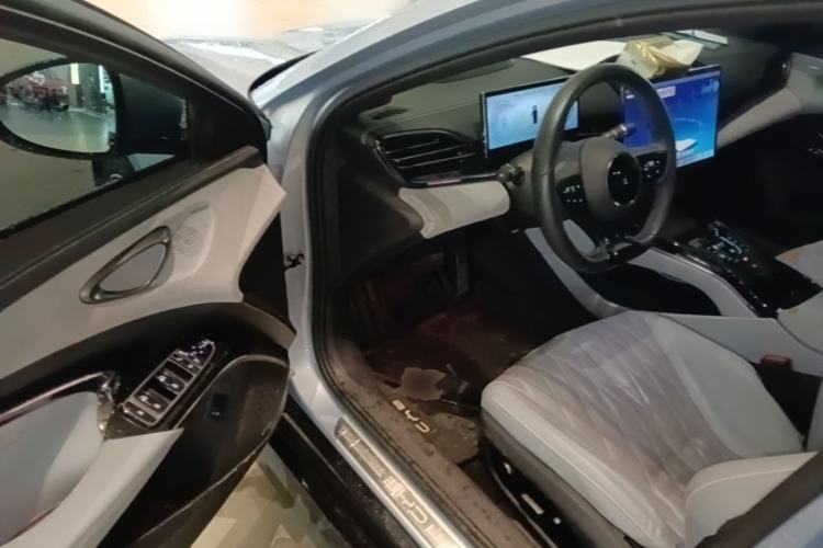Used BYD Seal 2022 700 km Long-Range Rear-Wheel-Drive Version Driver Seat