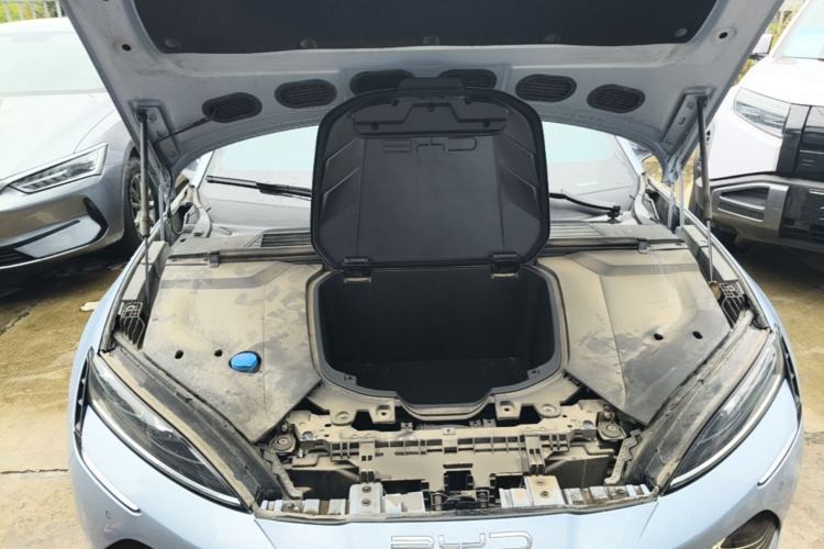 Used BYD Seal 2022 550 km Standard Range Rear-Wheel Drive Prestige Version Engine Bay