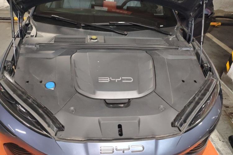 Used BYD Seal 2022 550 km Standard Range Rear-Wheel Drive Prestige Version Engine Bay