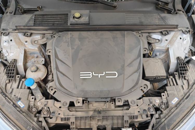 Used BYD Seal 2022 650 km All-Wheel-Drive Performance Version Engine Bay
