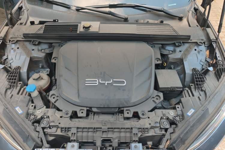 Used BYD Seal 2022 550 km Standard Range Rear-Wheel Drive Prestige Version Engine Bay