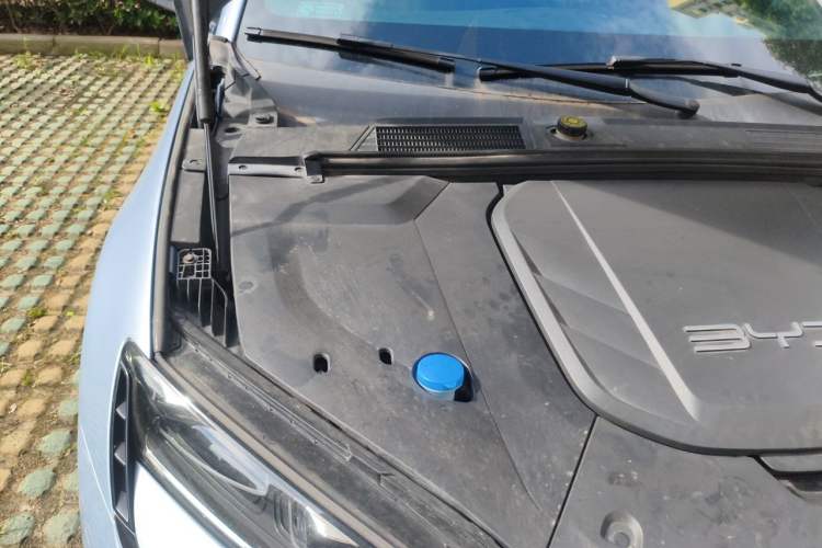 Used BYD Seal 2022 650 km All-Wheel-Drive Performance Version Engine Bay Right