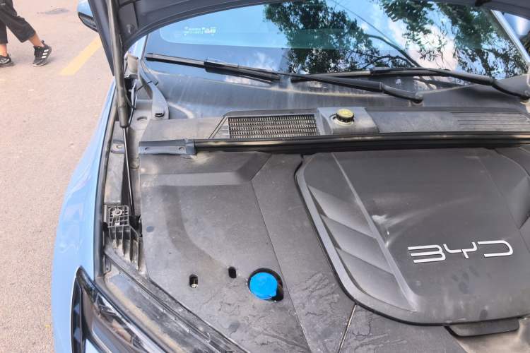 Used BYD Seal 2022 700 km Long-Range Rear-Wheel-Drive Version Engine Bay Right