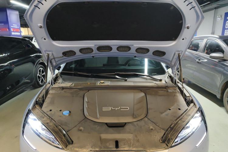 Used BYD Seal 2022 550 km Standard Range Rear-Wheel Drive Prestige Version Engine Bay