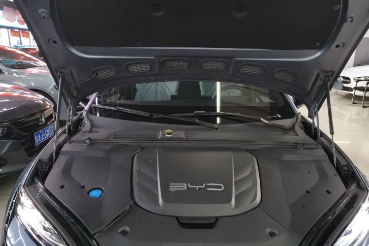 Used BYD Seal 2022 550 km Standard Range Rear-Wheel Drive Prestige Version Engine Bay