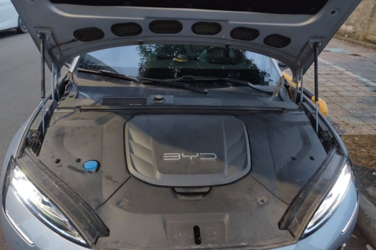 Used BYD Seal 2022 550 km Standard Range Rear-Wheel Drive Elite Version Engine Bay