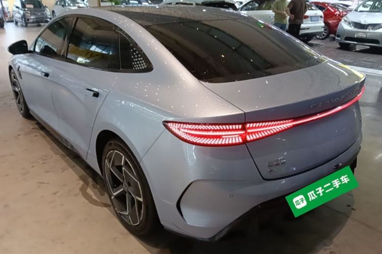 Used BYD Seal 2022 700 km Long-Range Rear-Wheel-Drive Version Exterior 2