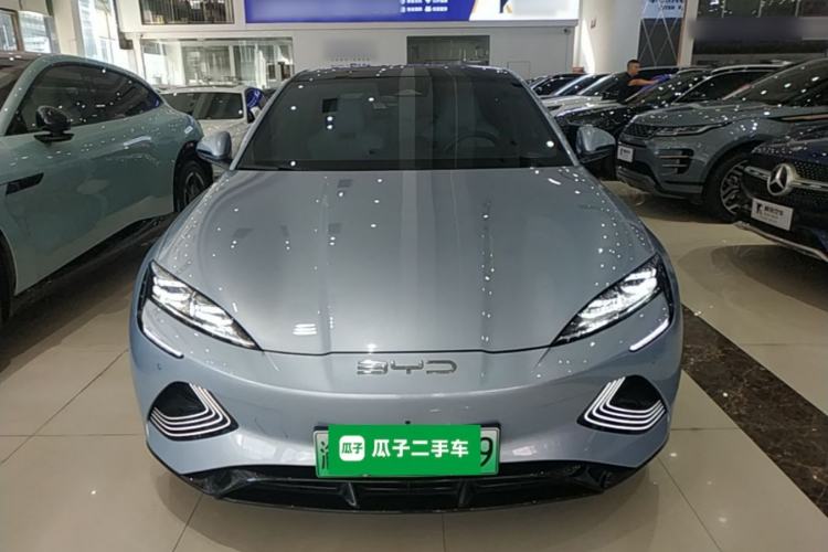 Used BYD Seal 2022 550 km Standard Range Rear-Wheel Drive Prestige Version Front