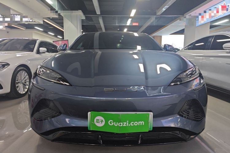 Used BYD Seal 2022 700 km Long-Range Rear-Wheel-Drive Version Front