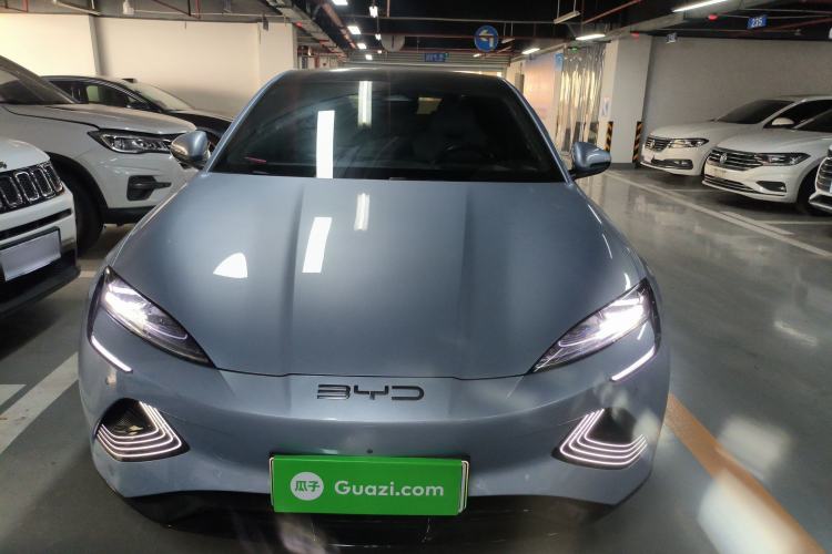 Used BYD Seal 2022 650 km All-Wheel-Drive Performance Version Front