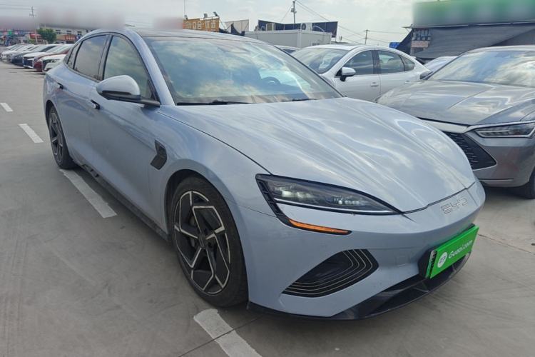 Used BYD Seal 2022 700 km Long-Range Rear-Wheel-Drive Version Front Right 45 Deg