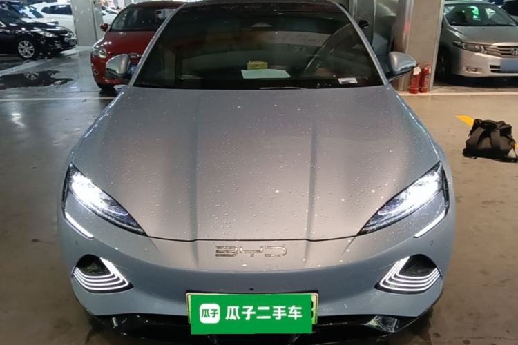 Used BYD Seal 2022 700 km Long-Range Rear-Wheel-Drive Version Front