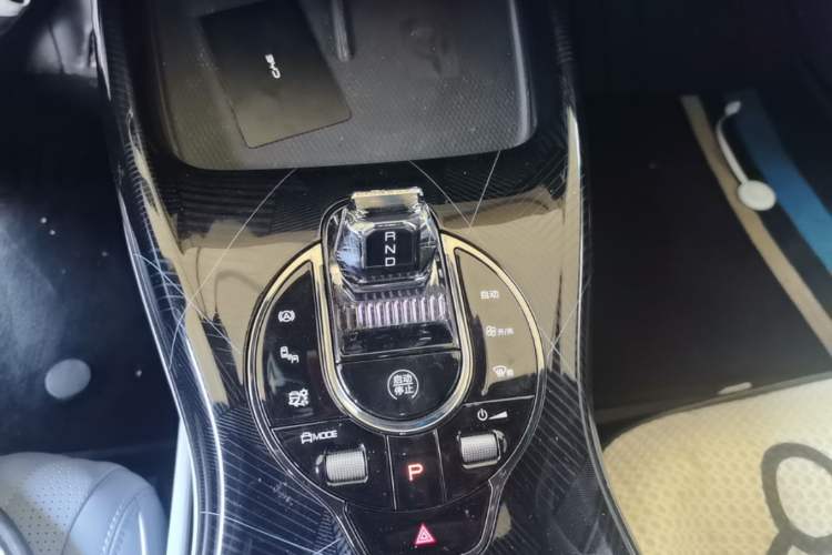 Used BYD Seal 2022 700 km Long-Range Rear-Wheel-Drive Version Gear Lever
