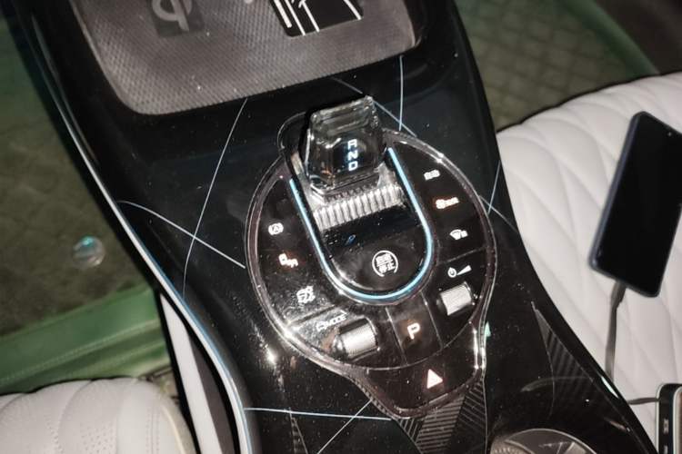 Used BYD Seal 2022 700 km Long-Range Rear-Wheel-Drive Version Gear Lever