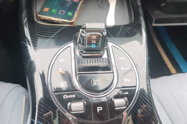 Used BYD Seal 2022 700 km Long-Range Rear-Wheel-Drive Version Gear Lever