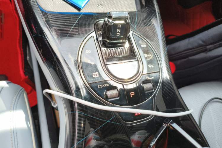 Used BYD Seal 2022 700 km Long-Range Rear-Wheel-Drive Version Gear Lever