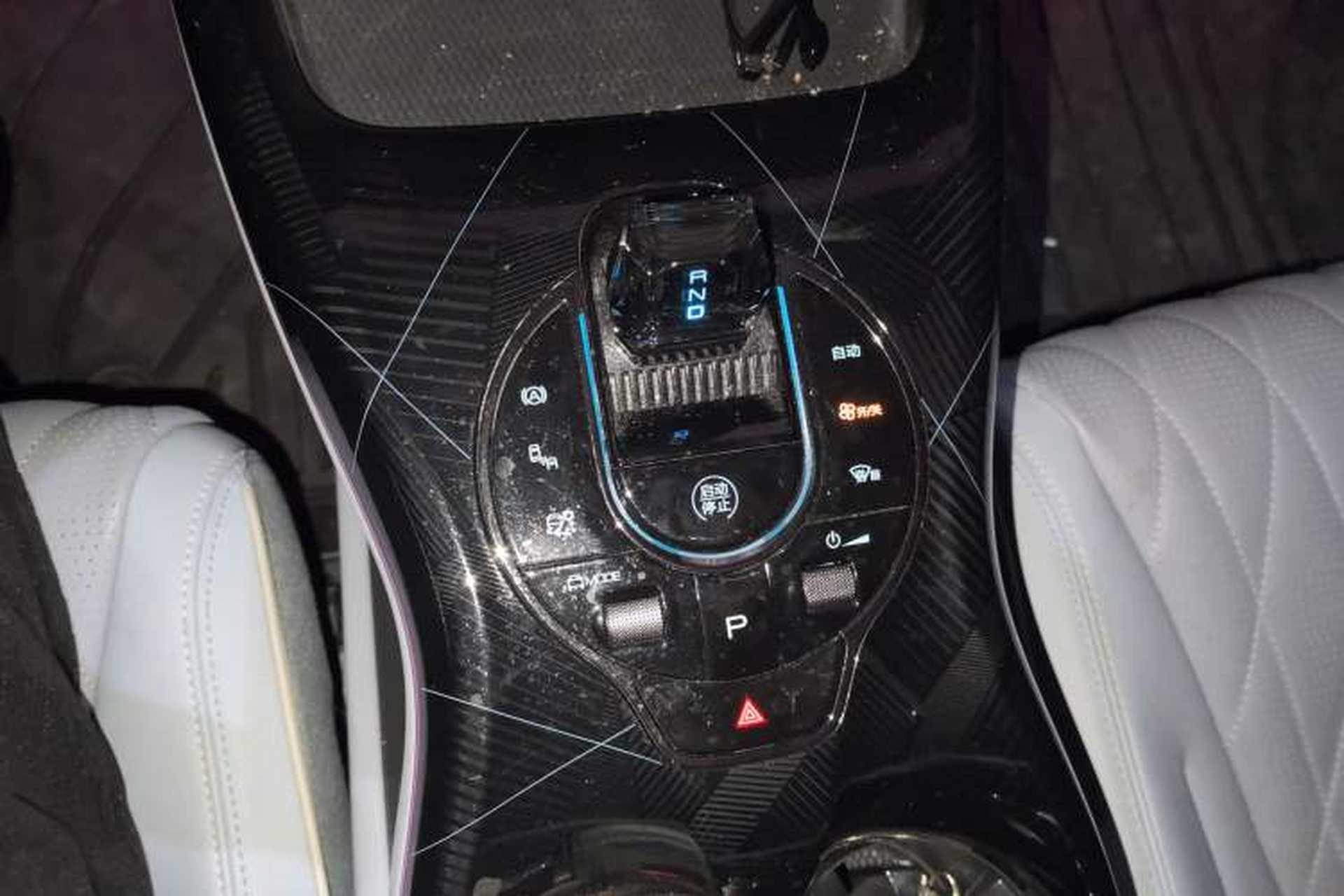 Used BYD Seal 2022 700 km Long-Range Rear-Wheel-Drive Version Gear Lever