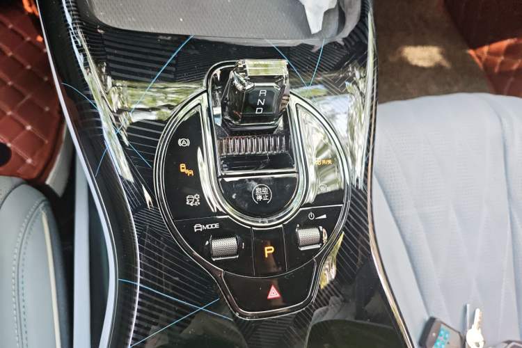 Used BYD Seal 2022 700 km Long-Range Rear-Wheel-Drive Version Gear Lever