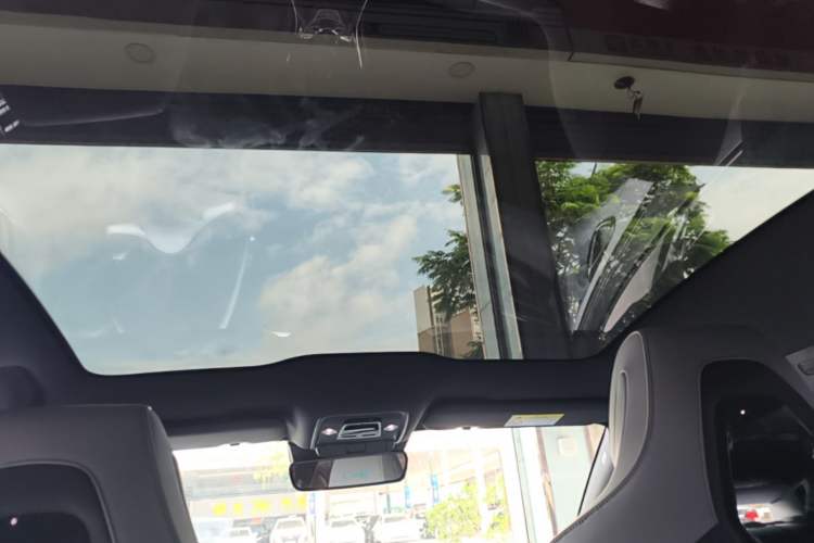 Used BYD Seal 2022 550 km Standard Range Rear-Wheel Drive Prestige Version Headliner