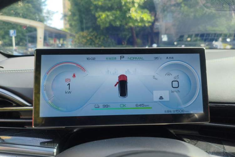 Used BYD Seal 2022 650 km All-Wheel-Drive Performance Version Instrument Cluster
