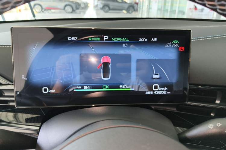 Used BYD Seal 2022 550 km Standard Range Rear-Wheel Drive Prestige Version Instrument Cluster