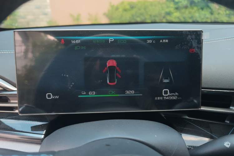 Used BYD Seal 2022 550 km Standard Range Rear-Wheel Drive Prestige Version Instrument Cluster