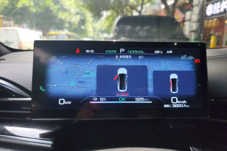 Used BYD Seal 2022 700 km Long-Range Rear-Wheel-Drive Version Instrument Cluster
