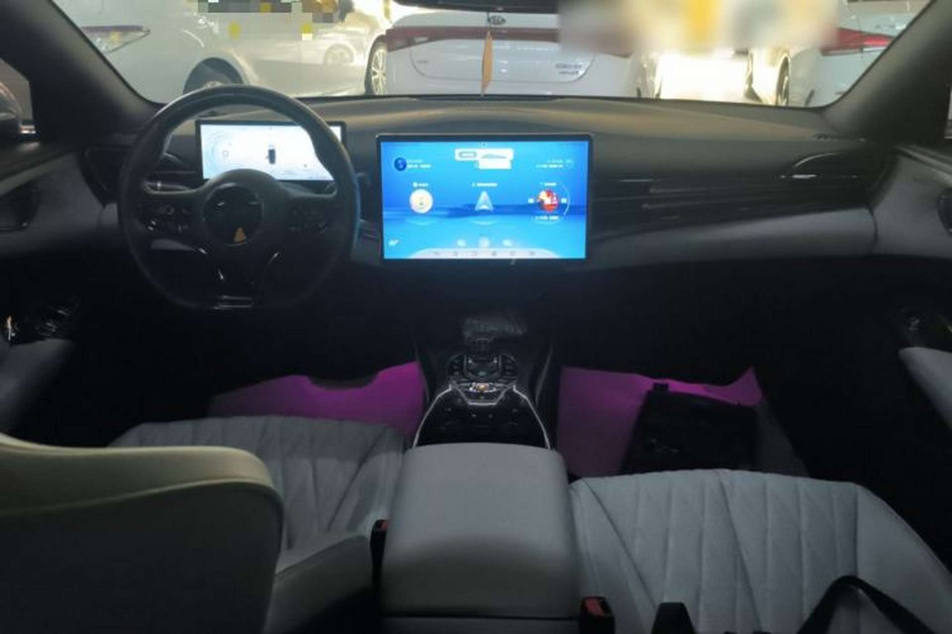 Used BYD Seal 2022 550 km Standard Range Rear-Wheel Drive Prestige Version Interior 2