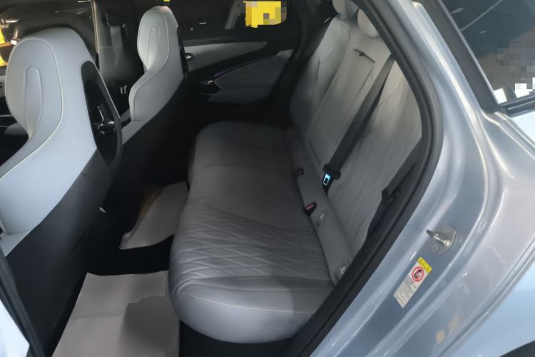 Used BYD Seal 2022 550 km Standard Range Rear-Wheel Drive Prestige Version Interior 4