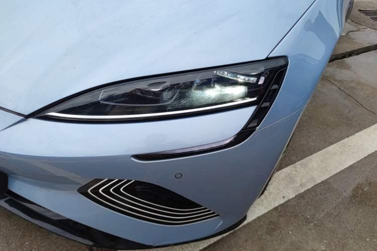 Used BYD Seal 2022 700 km Long-Range Rear-Wheel-Drive Version Left Front Headlight