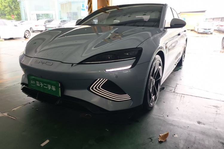 Used BYD Seal 2022 700 km Long-Range Rear-Wheel-Drive Version Left Front Headlight