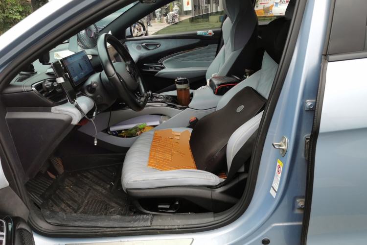 Used BYD Seal 2022 550 km Standard Range Rear-Wheel Drive Prestige Version Left Front Seat