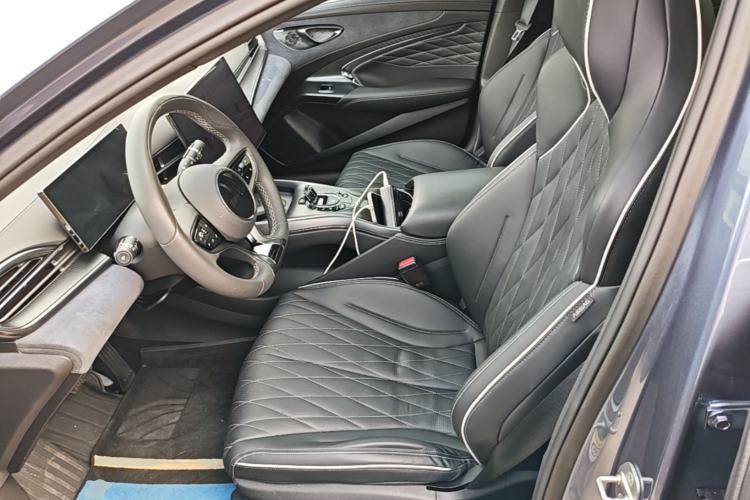 Used BYD Seal 2022 700 km Long-Range Rear-Wheel-Drive Version Left Front Seat