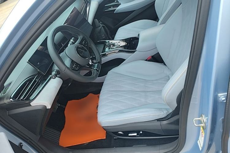 Used BYD Seal 2022 700 km Long-Range Rear-Wheel-Drive Version Left Front Seat