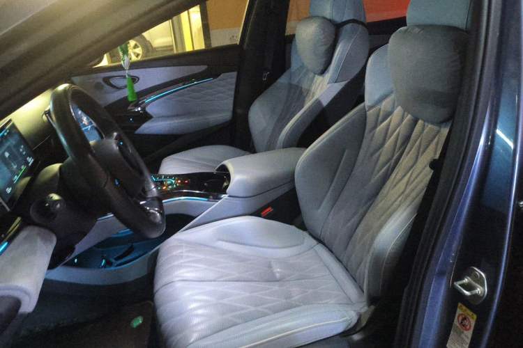 Used BYD Seal 2022 700 km Long-Range Rear-Wheel-Drive Version Left Front Seat