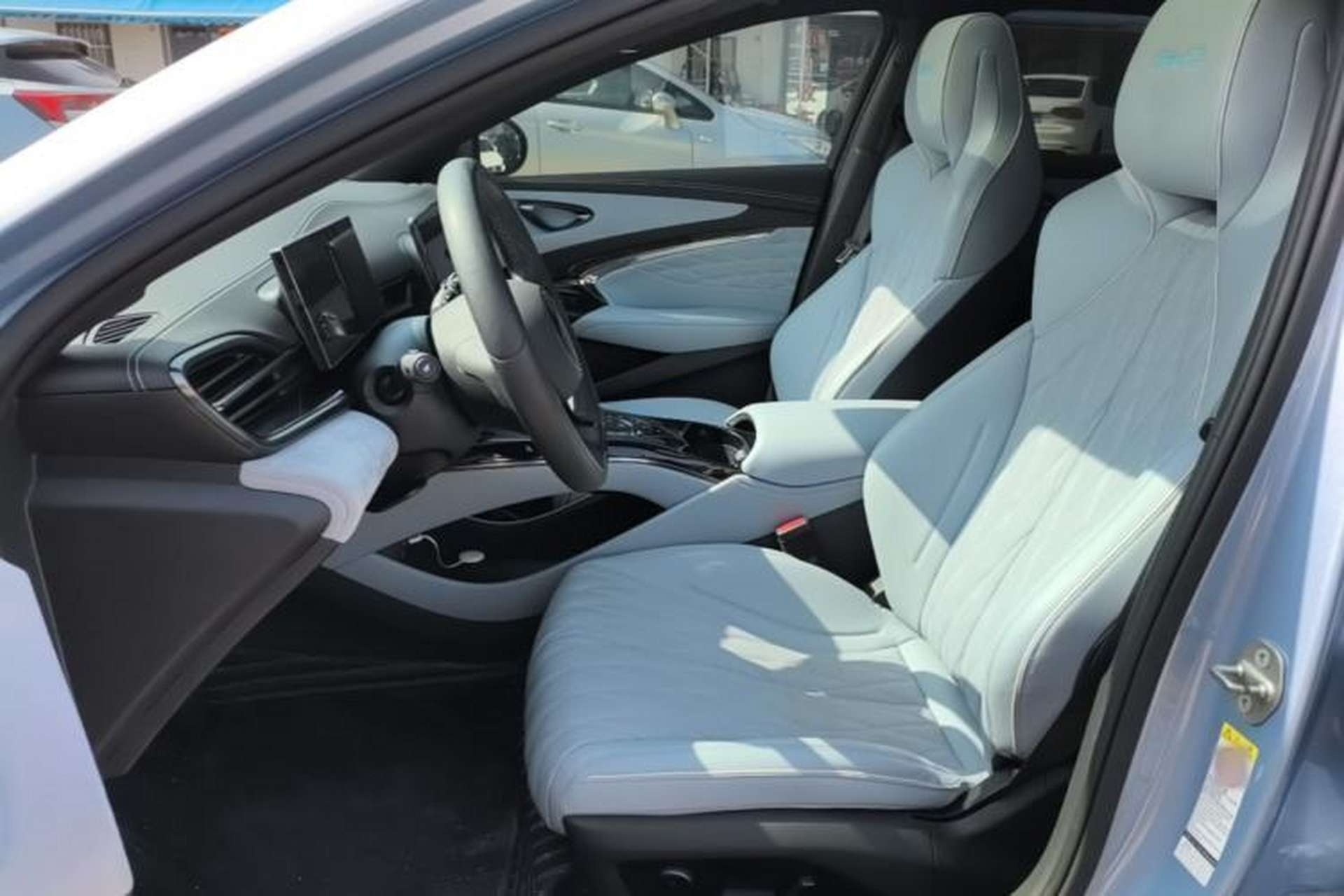 Used BYD Seal 2022 700 km Long-Range Rear-Wheel-Drive Version Left Front Seat