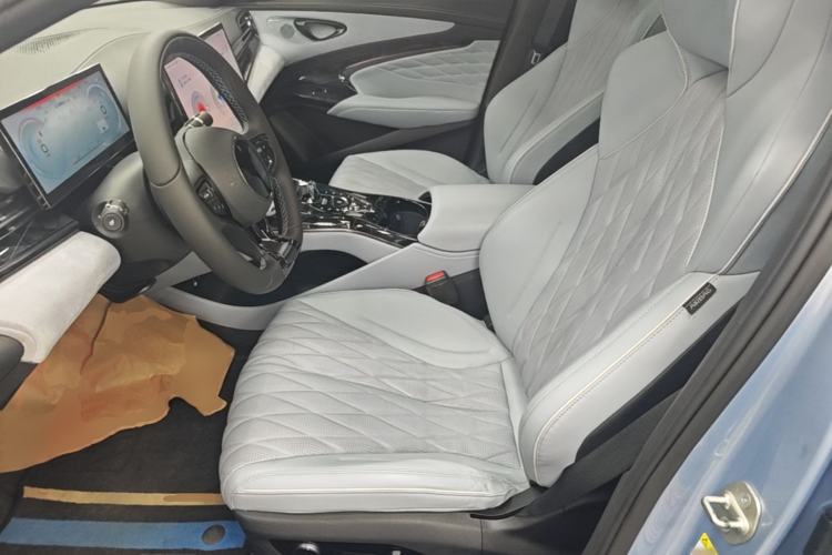 Used BYD Seal 2022 700 km Long-Range Rear-Wheel-Drive Version Left Front Seat
