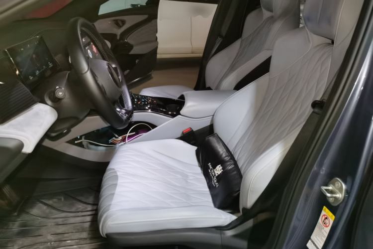 Used BYD Seal 2022 550 km Standard Range Rear-Wheel Drive Elite Version Left Front Seat