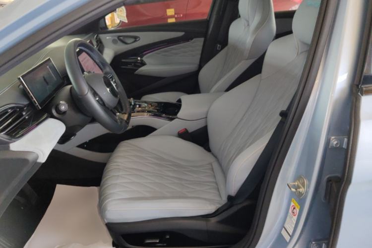 Used BYD Seal 2022 550 km Standard Range Rear-Wheel Drive Prestige Version Left Front Seat