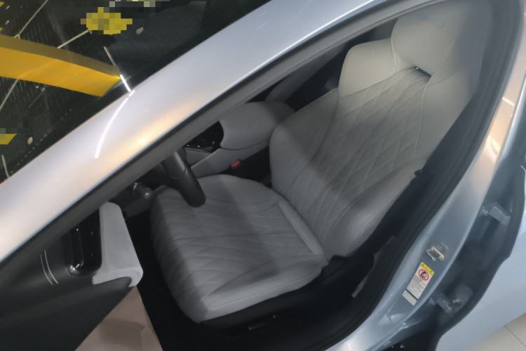 Used BYD Seal 2022 550 km Standard Range Rear-Wheel Drive Prestige Version Left Front Seat