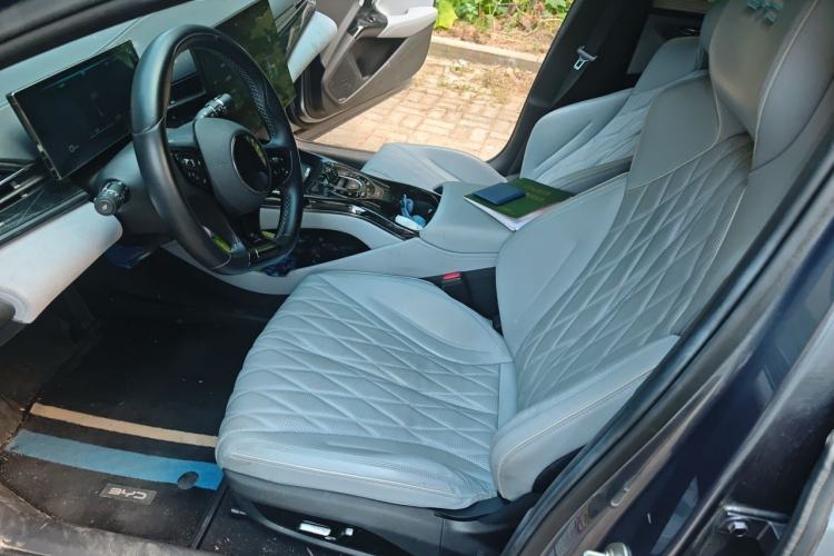 Used BYD Seal 2022 550 km Standard Range Rear-Wheel Drive Prestige Version Left Front Seat