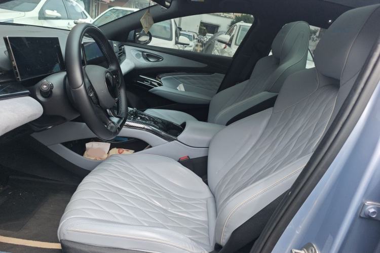 Used BYD Seal 2022 550 km Standard Range Rear-Wheel Drive Prestige Version Left Front Seat