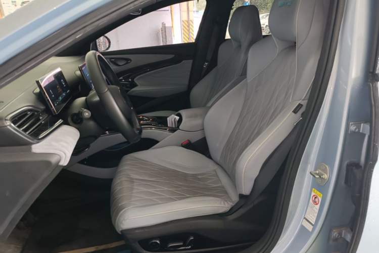 Used BYD Seal 2022 700 km Long-Range Rear-Wheel-Drive Version Left Front Seat