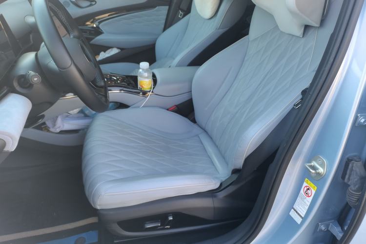Used BYD Seal 2022 550 km Standard Range Rear-Wheel Drive Prestige Version Left Front Seat