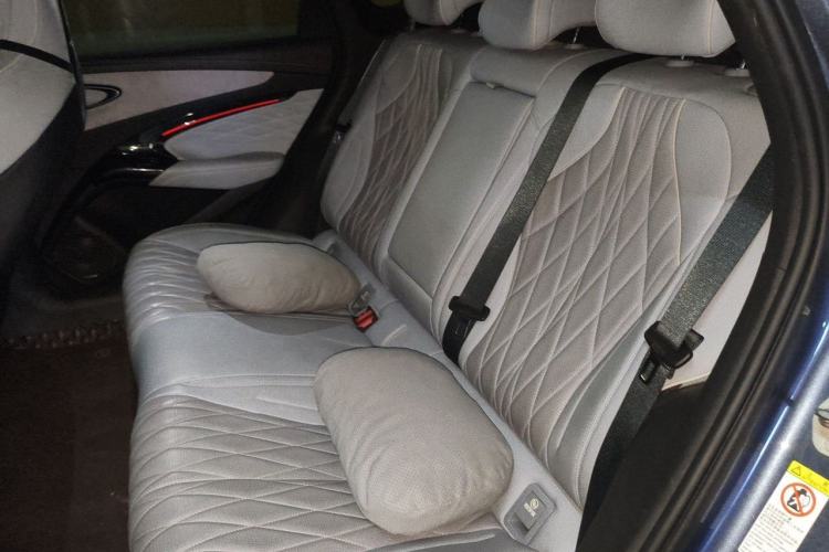 Used BYD Seal 2022 700 km Long-Range Rear-Wheel-Drive Version Left Rear Seat