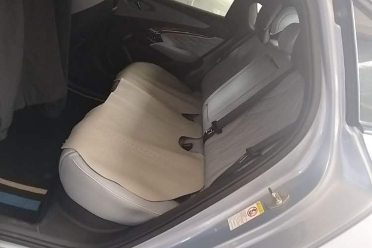 Used BYD Seal 2022 700 km Long-Range Rear-Wheel-Drive Version Left Rear Seat
